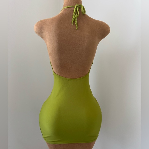 PrettyLittleThing Lime Green Backless Dress - Picture 3 of 10